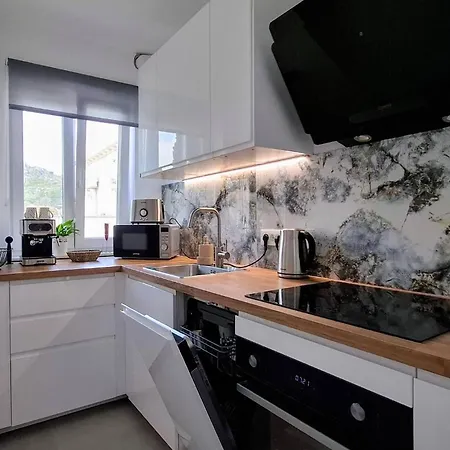 Home Away Apartment Appartement Mlini